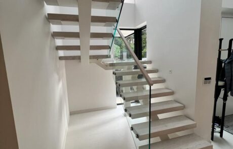 Contemporary staircase design