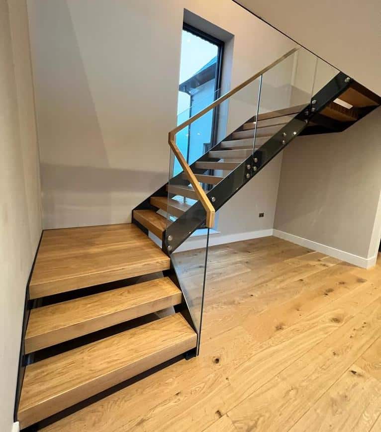Staircase Design for the Modern Home: The Benefits of Wood and Steel