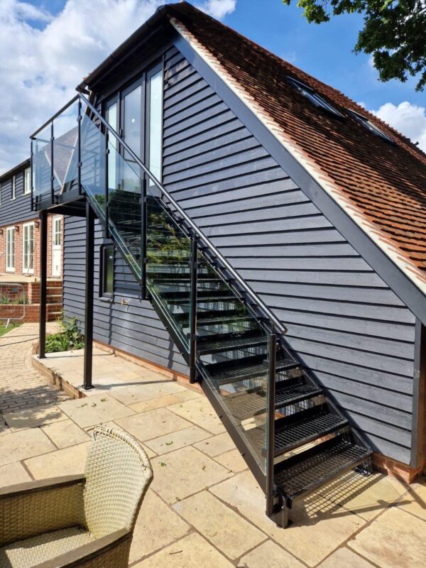 escape stairs for apartments
