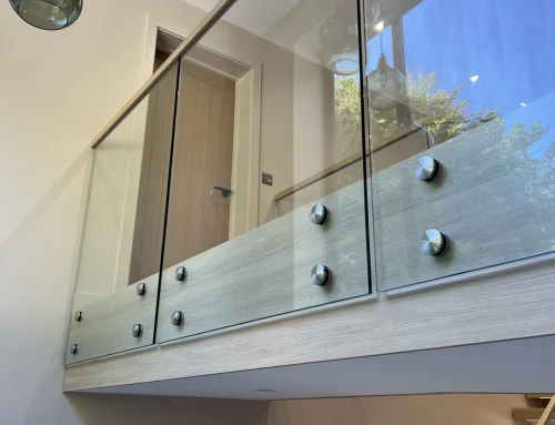 6 Creative Ways to Integrate Glass into Your Staircase Design