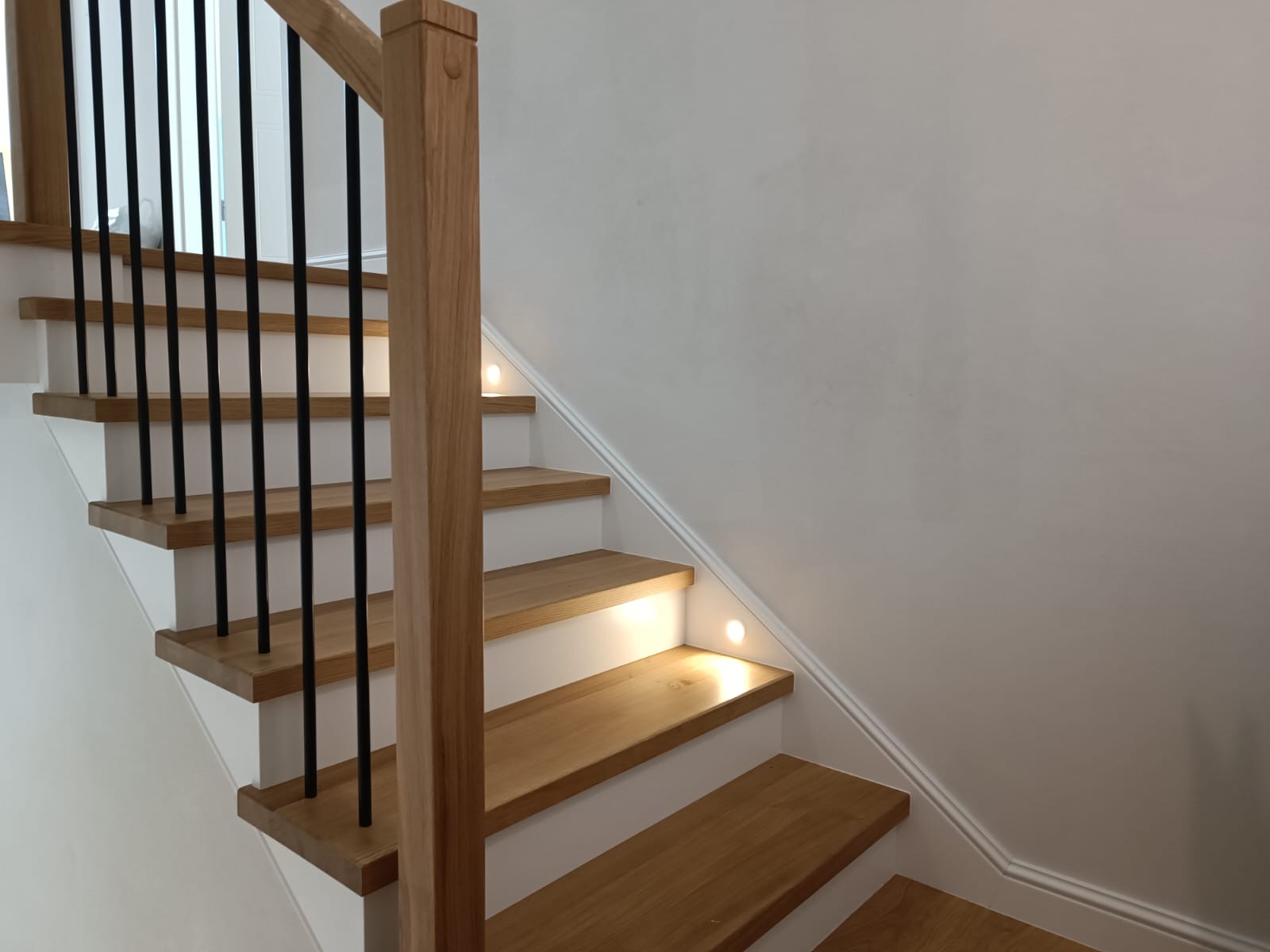 Contemporary Staircase Archives - Continox Modern Staircase & Glass ...
